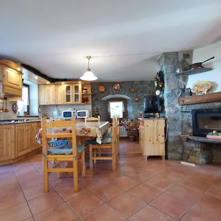 Casa Con Giardino A * Torgnon